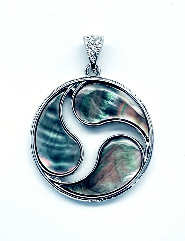 картинка Kul305 Подвеска Круг 3 из Перламутра (Гелиотис) от магазина El Corazon