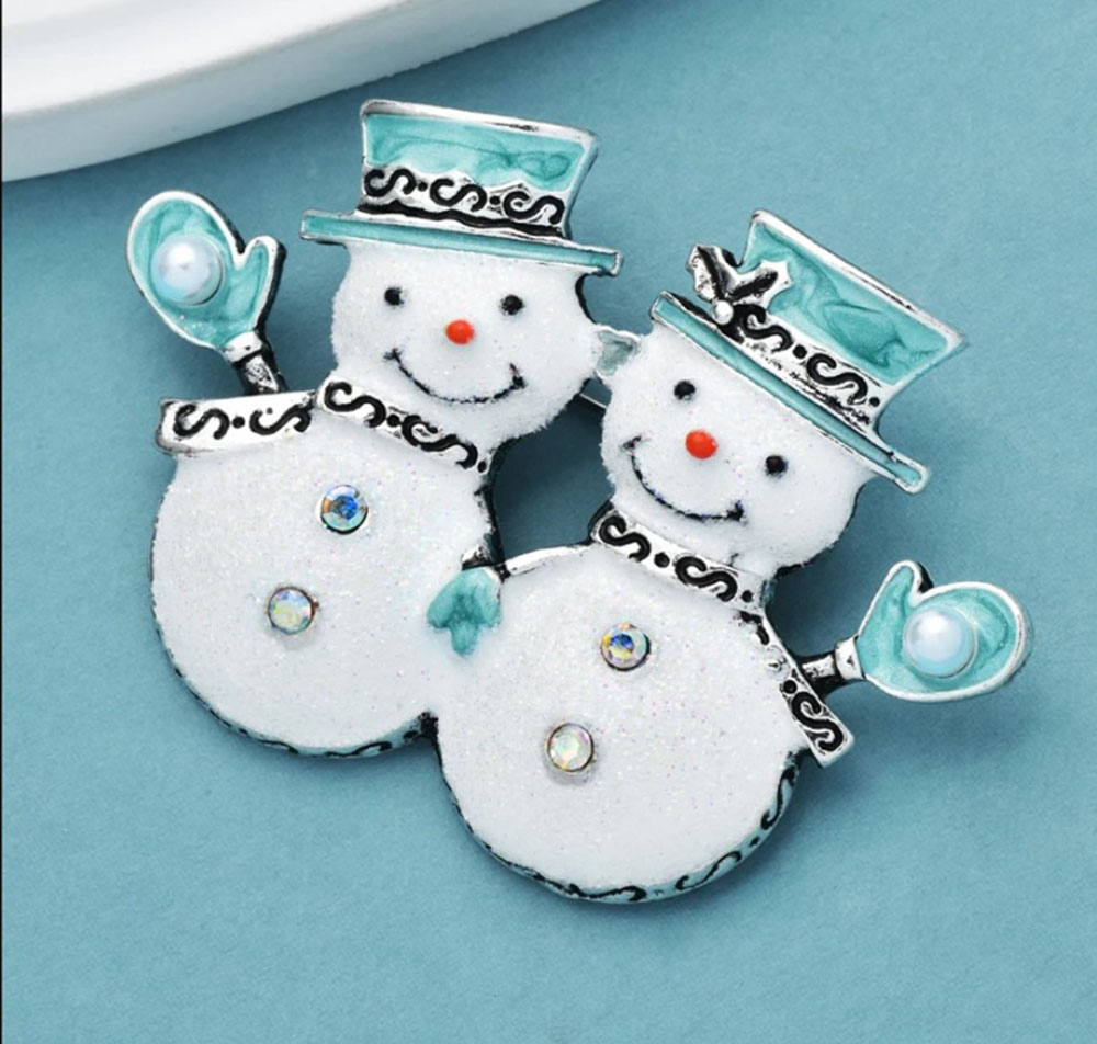 картинка Брошь Веселые снеговики ALBR0395 от магазина El Corazon