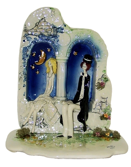 картинка Фарфоровая статуэтка "Романтичная ночь" ZP-70032 от магазина El Corazon