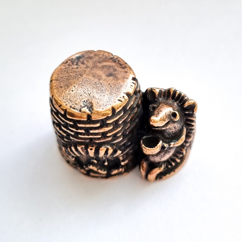 картинка Напёрсток Ёжик у камина РЗ-Н422520БР от магазина El Corazon