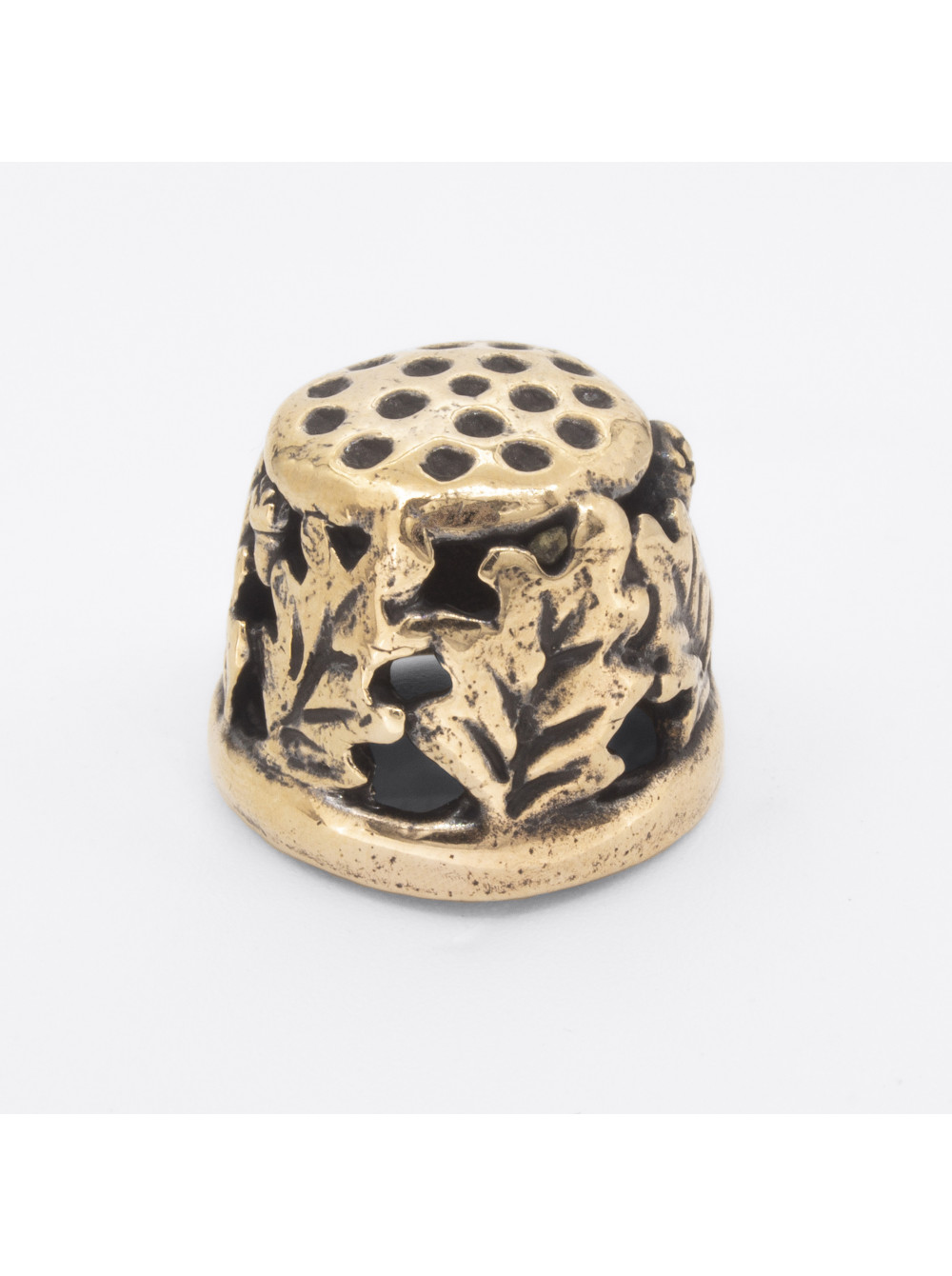 картинка Напёрсток с дубовыми листьями РЗ-Н221510БР от магазина El Corazon