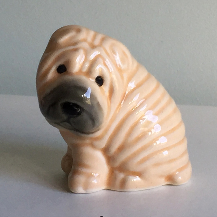 картинка Фаянсовая скульптура Шарпей палевый mini Sr-VH-386 от магазина El Corazon