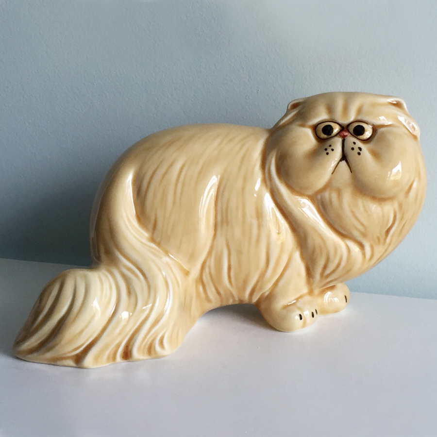 картинка Фаянсовая скульптура Персидская палевая Sr-VH-352 от магазина El Corazon