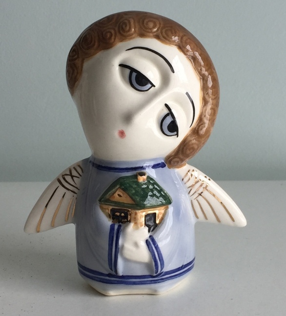 картинка Фаянсовая скульптура Ангел хранитель дома (б) Sr-VH-404 от магазина El Corazon