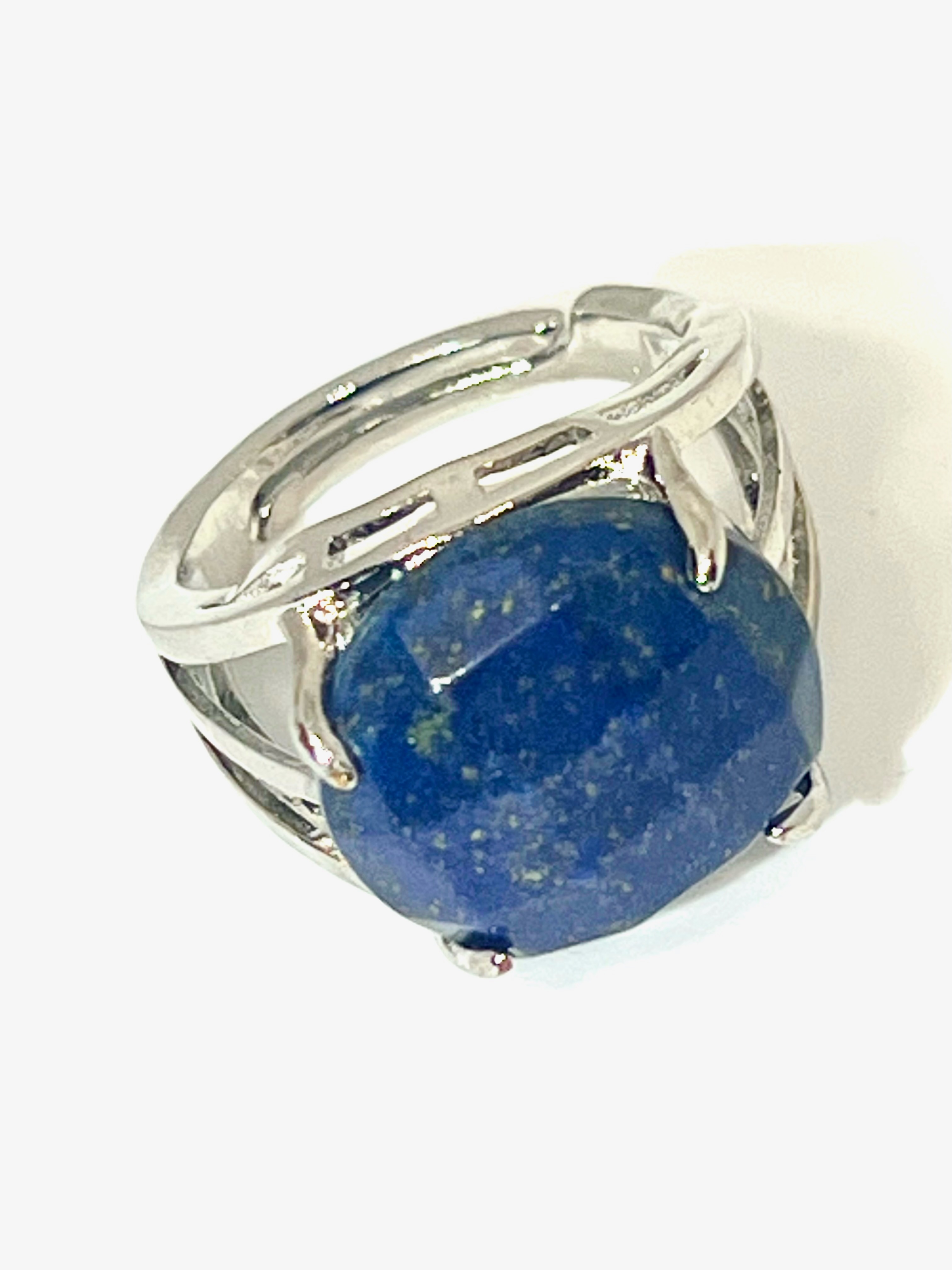 картинка Кольцо из натурального камня Содалит Ring-153 от магазина El Corazon