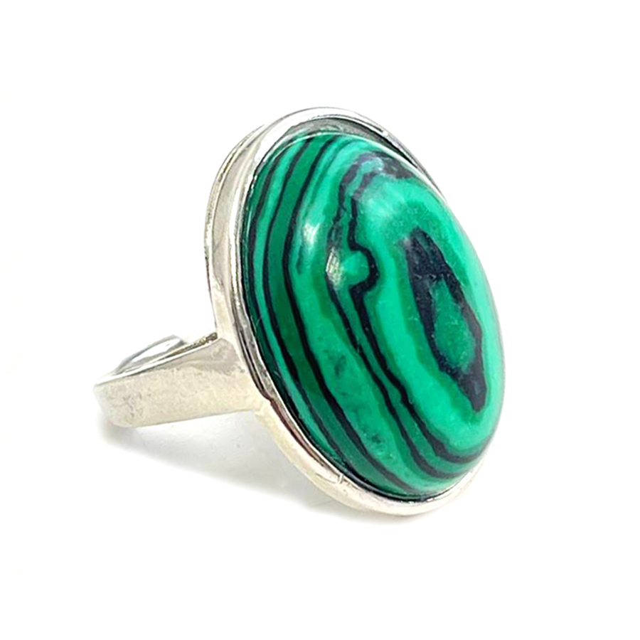 картинка Кольцо Овал-14 из прессованного малахита Ring-093 от магазина El Corazon