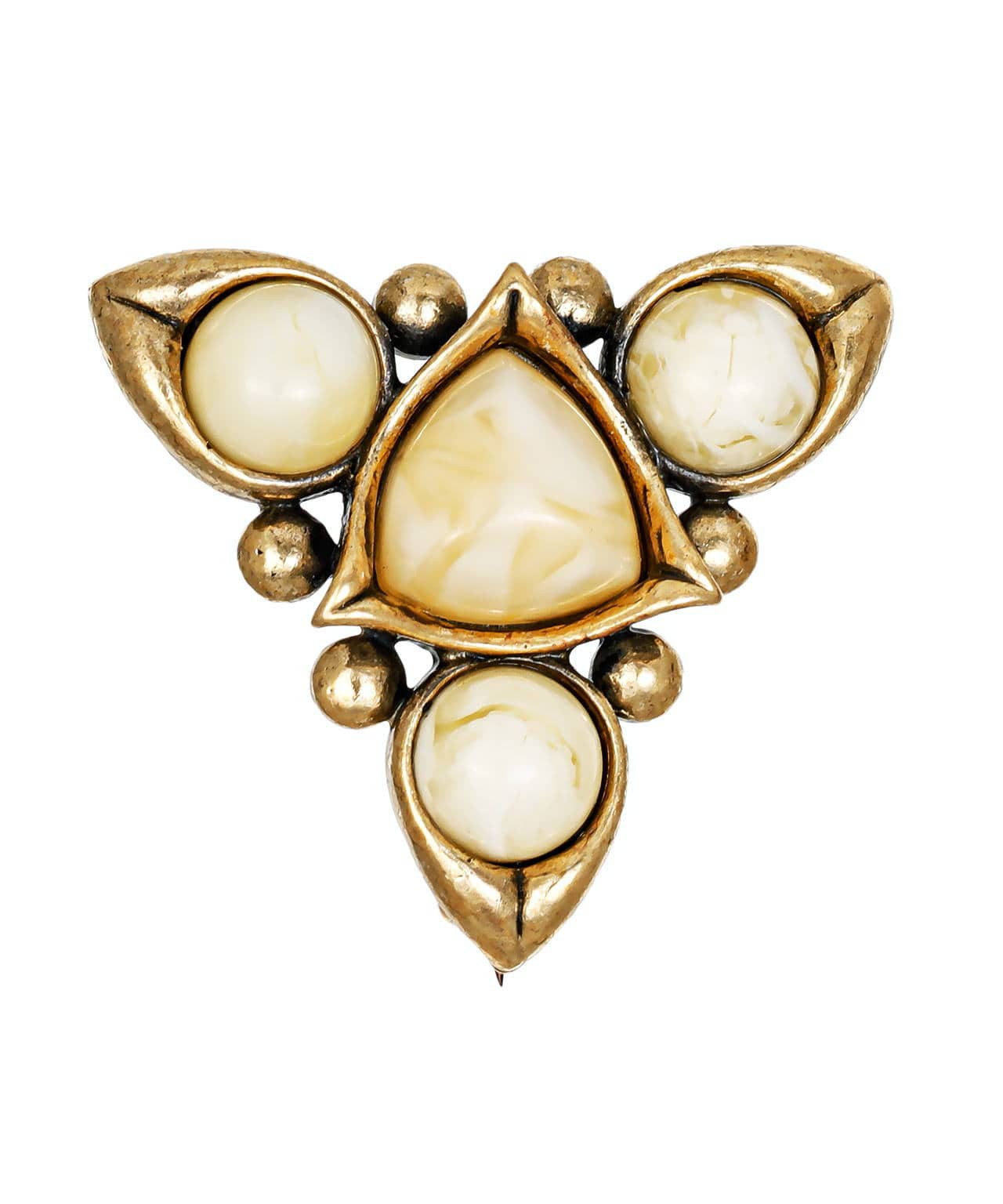 картинка Брошь Готика Трио 3028.4-Б, белая от магазина El Corazon