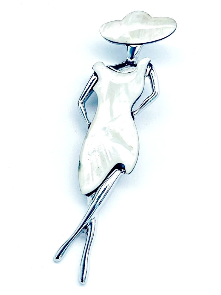 картинка BR0553 Брошь-подвеска "Танцующая девушка" с перламутром (Гелиотис)   от магазина El Corazon