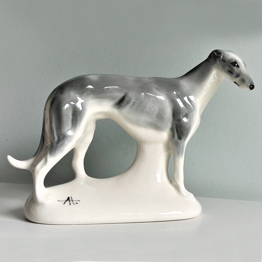 картинка Фаянсовая скульптура Хортая серая Sr-VH-332 от магазина El Corazon