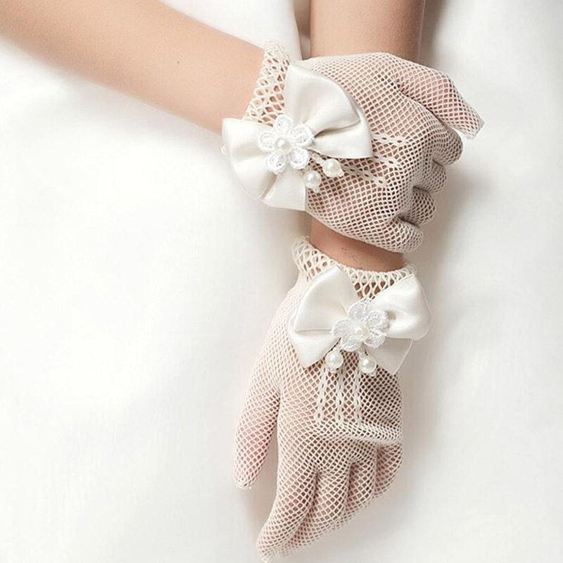 картинка Свадебные  кружевные перчатки с бантиком, цвет белый glov-19 от магазина El Corazon