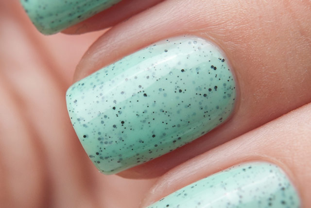 картинка El Corazon Активный Био-гель №423/88 Dalmatian: mint ice cream & chocolate 16 мл от магазина El Corazon