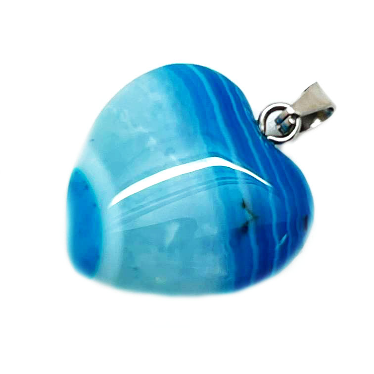 картинка Оберег символ любви сердечко тонированный голубой агат Kul058 от магазина El Corazon