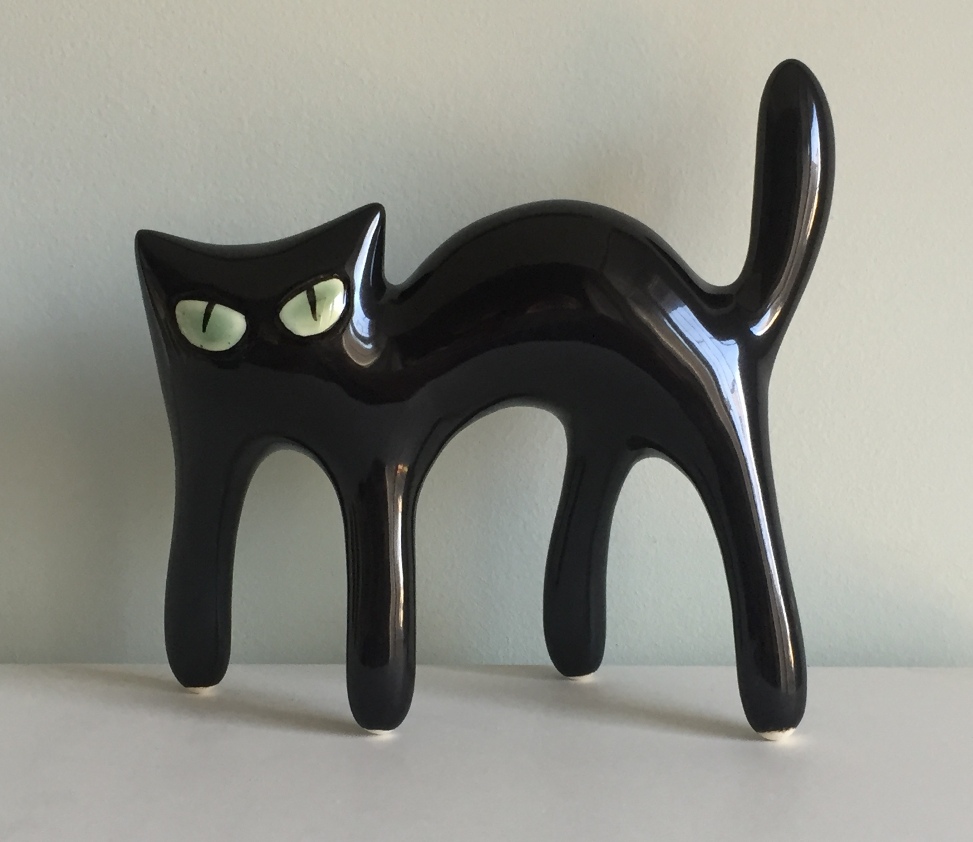 картинка Фарфоровая скульптура Черный кот Sr-VH-38 от магазина El Corazon