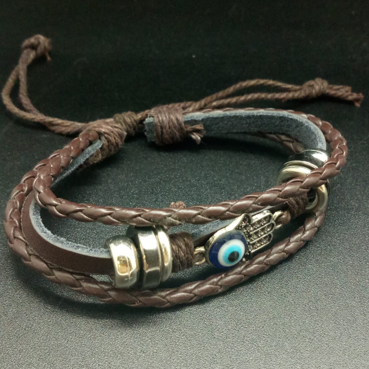 картинка Плетенный кожаный браслет с Хамсой, коричневый  от магазина El Corazon