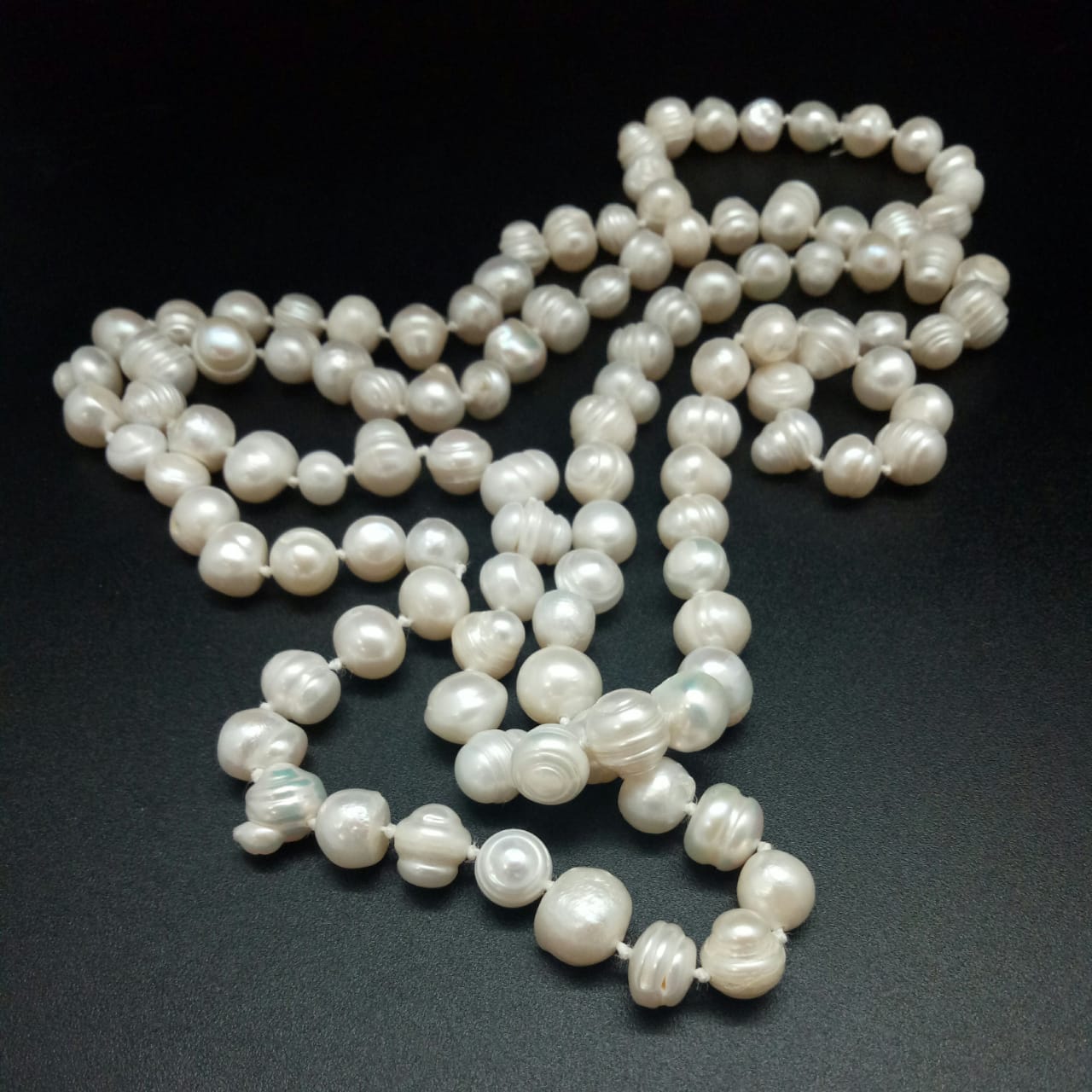 картинка Ожерелье из крупного белого Жемчуга 108 см от магазина El Corazon