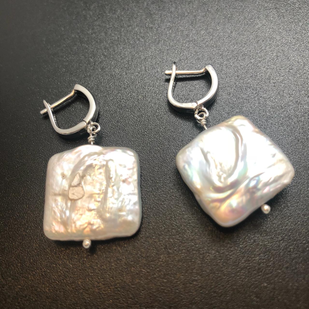 картинка Серьги из серебра и Барочного жемчуга 1,8х1,8 см от магазина El Corazon