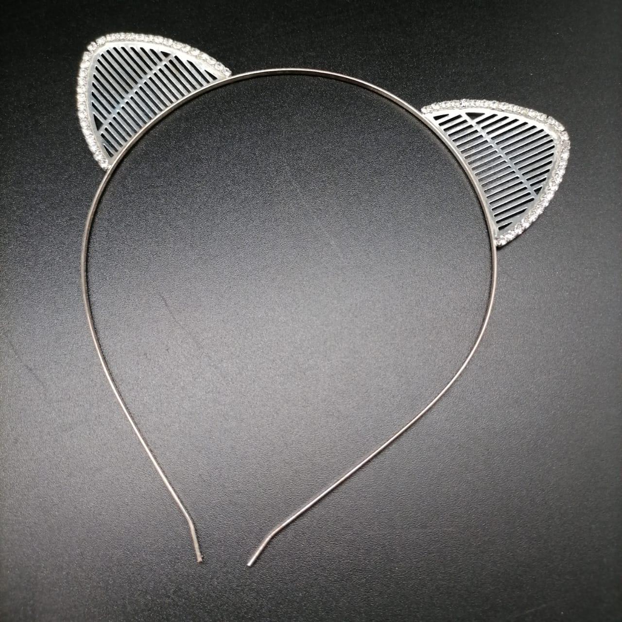 картинка Металлический ободок с ушками в стразах цвета серебра 02  от магазина El Corazon