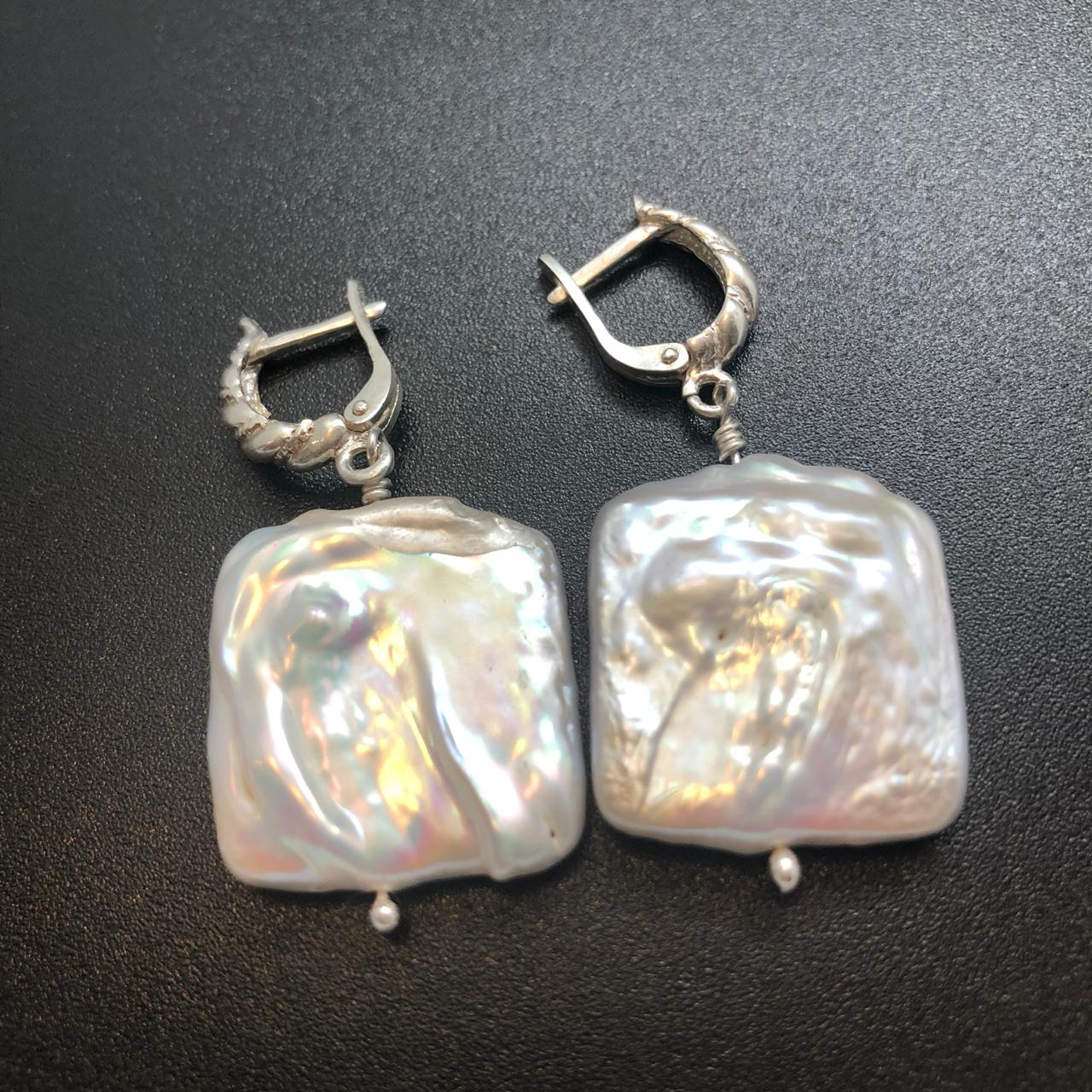 картинка Серьги из серебра и Барочного жемчуга 2,4х2,1 см от магазина El Corazon