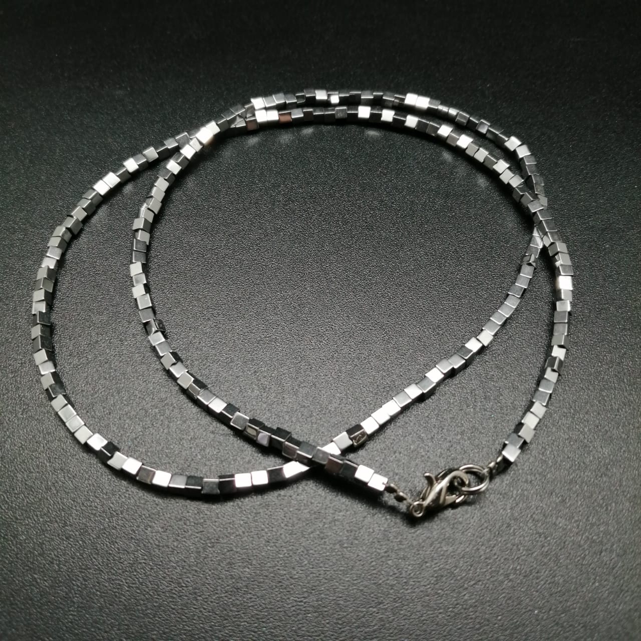картинка Ожерелье 45 см из серого Гематита от магазина El Corazon