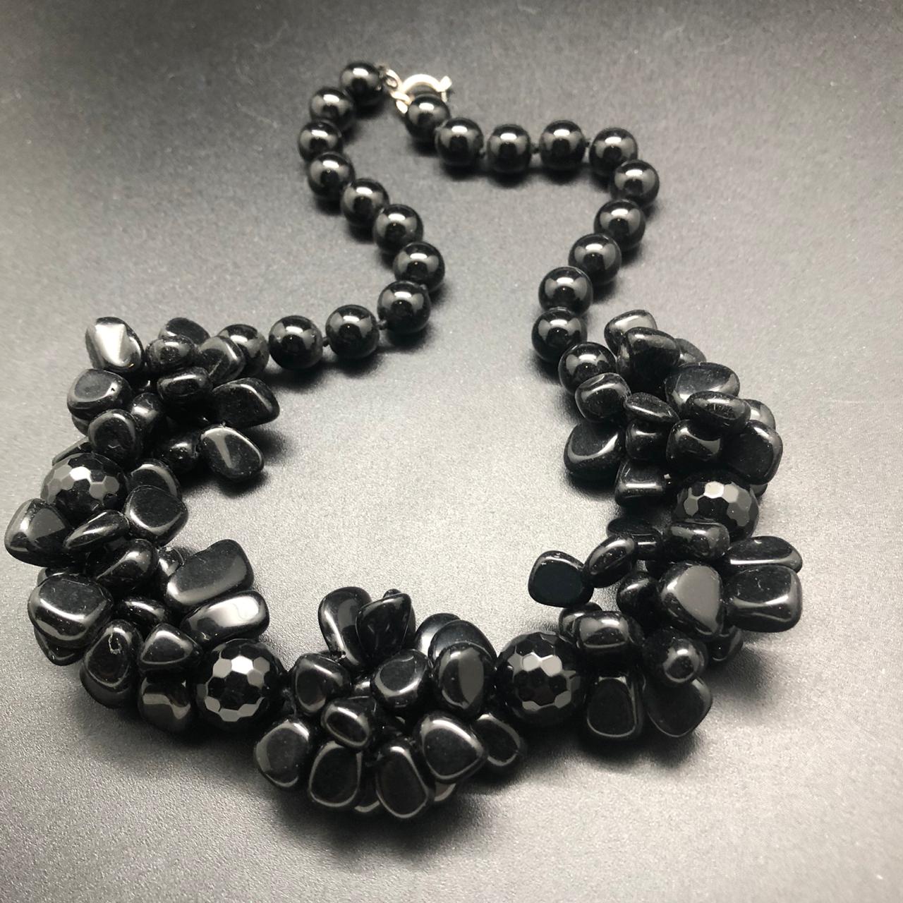 картинка Ожерелье 60 см с бусинами разного размера из черного Агата 02  от магазина El Corazon