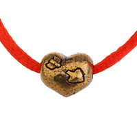 картинка Красная нить браслет с подвеской Сердце от магазина El Corazon