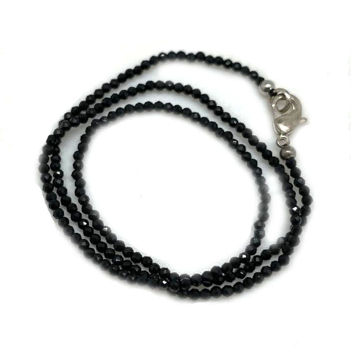 картинка Ожерелье - нитка 39 см из черной Шпинели ШП270-06 от магазина El Corazon