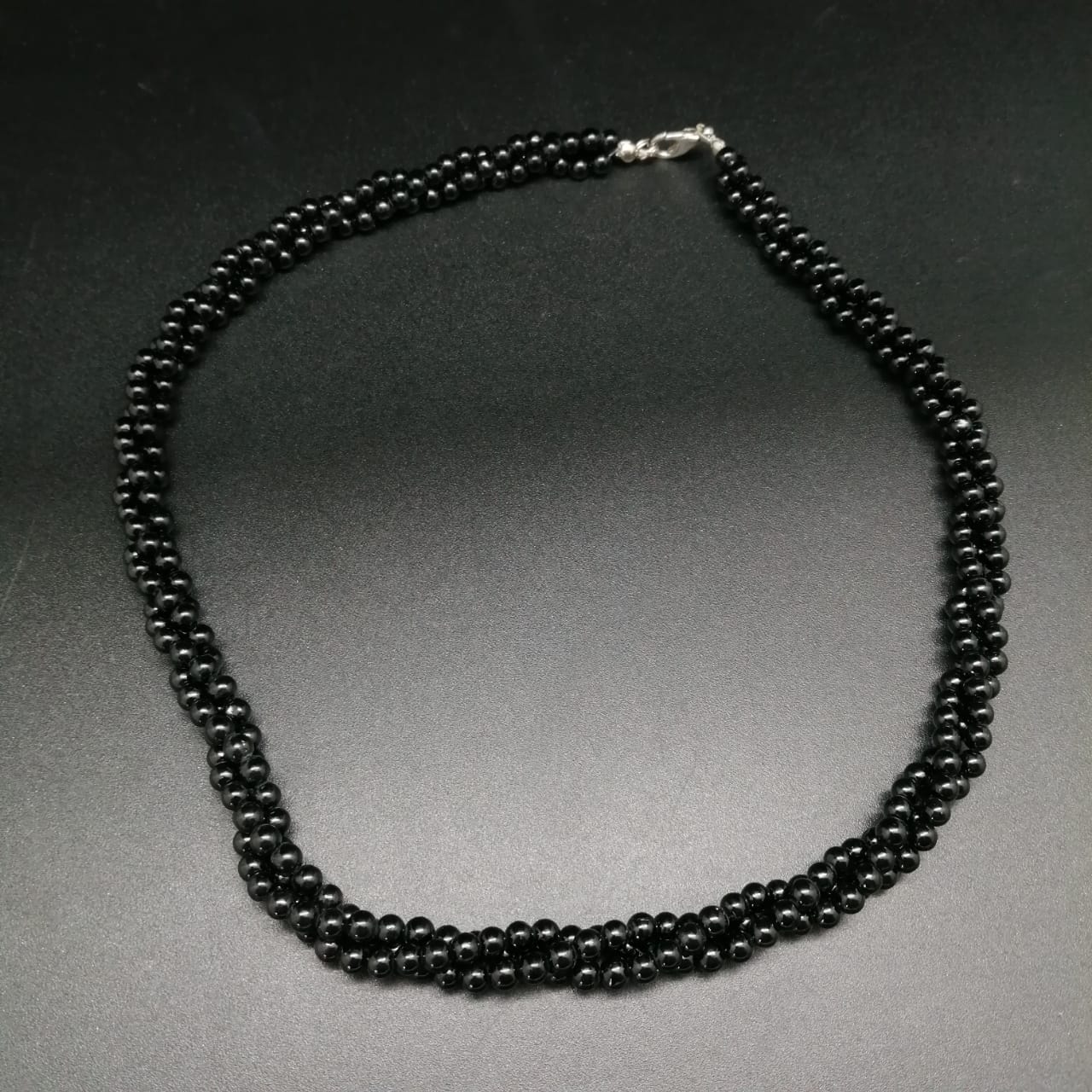 картинка Ожерелье из нескольких нитей с бусинами черного Агата 48 см от магазина El Corazon