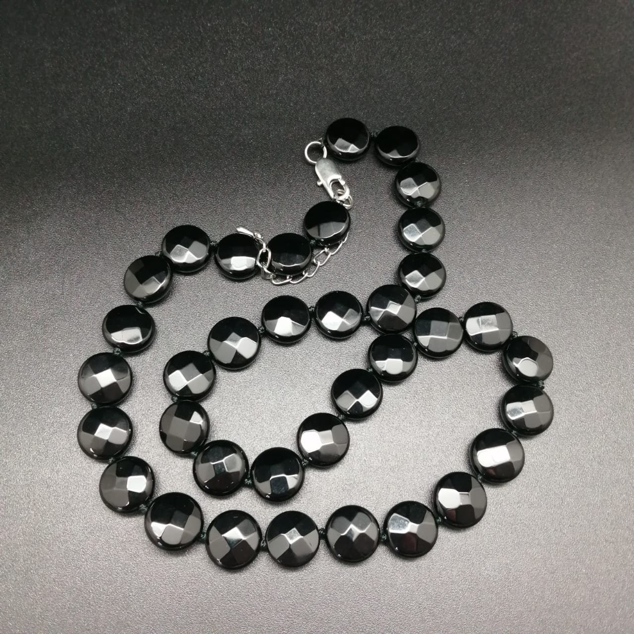 картинка Ожерелье 44 см из граненных бусин черного Агата 02 от магазина El Corazon