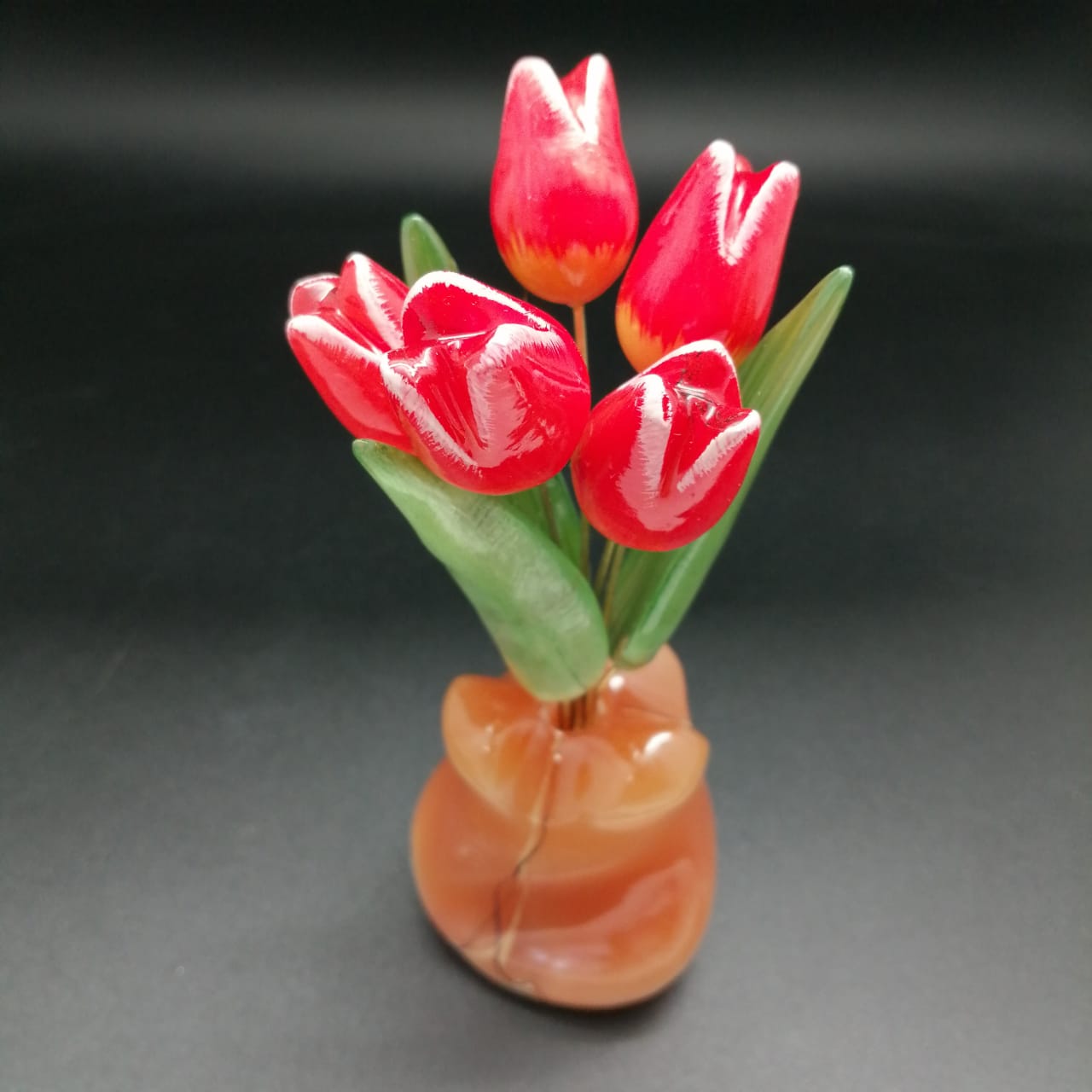 картинка Букет красных тюльпанов 01 от магазина El Corazon