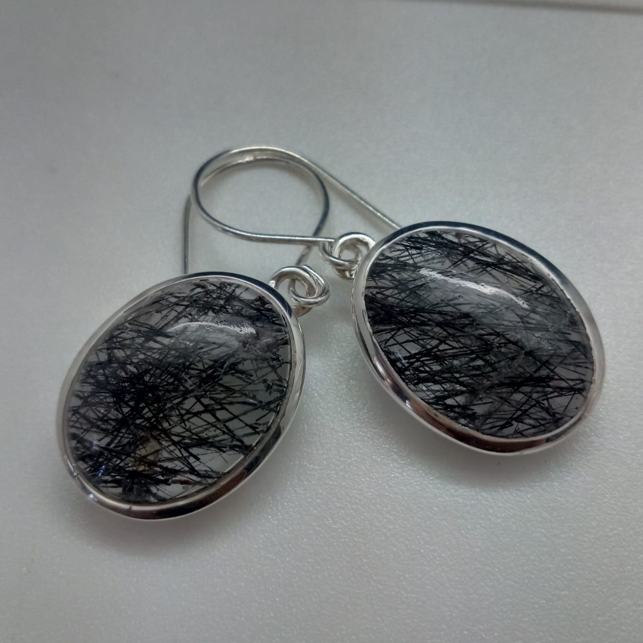 картинка Серьги из камня Волосатик и серебра от магазина El Corazon