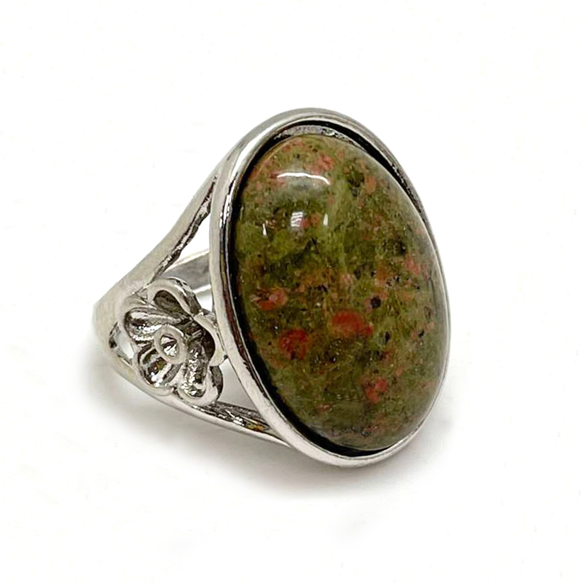 картинка Кольцо из натурального камня зеленая яшма с цветком в оправе  Ring-020 от магазина El Corazon