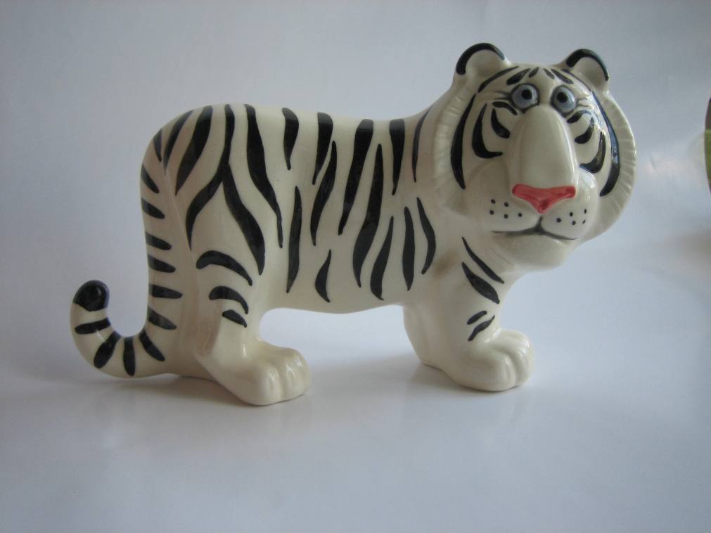 картинка Фарфоровая скульптура Тигр белый Sr-VH-36 от магазина El Corazon