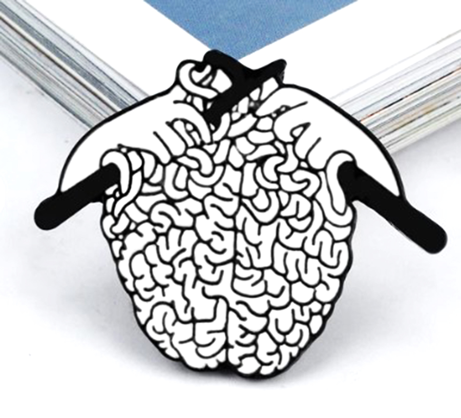 картинка Значок-пин Мозг с руками ALBR0438 от магазина El Corazon