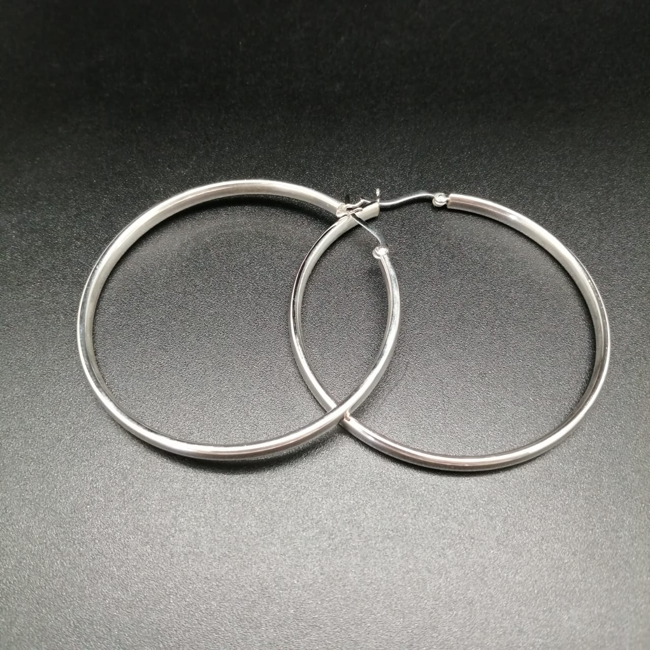 картинка Серьги - кольца из серебра d-6 см от магазина El Corazon