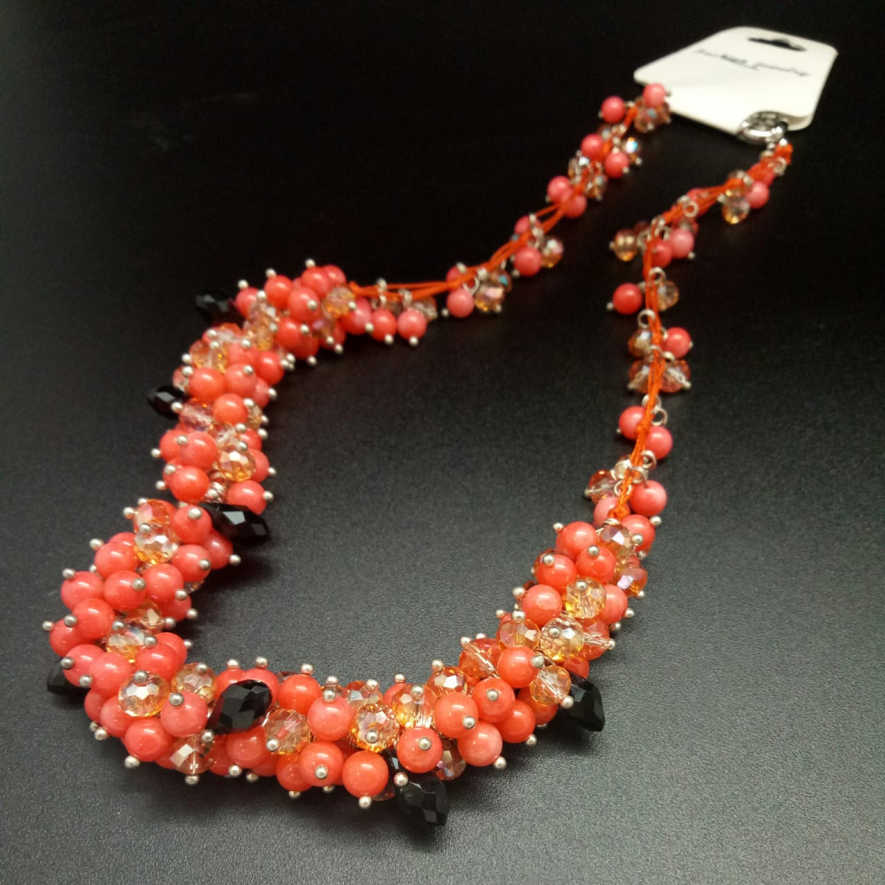 картинка Ожерелье из Коралла и бусин 44 см от магазина El Corazon