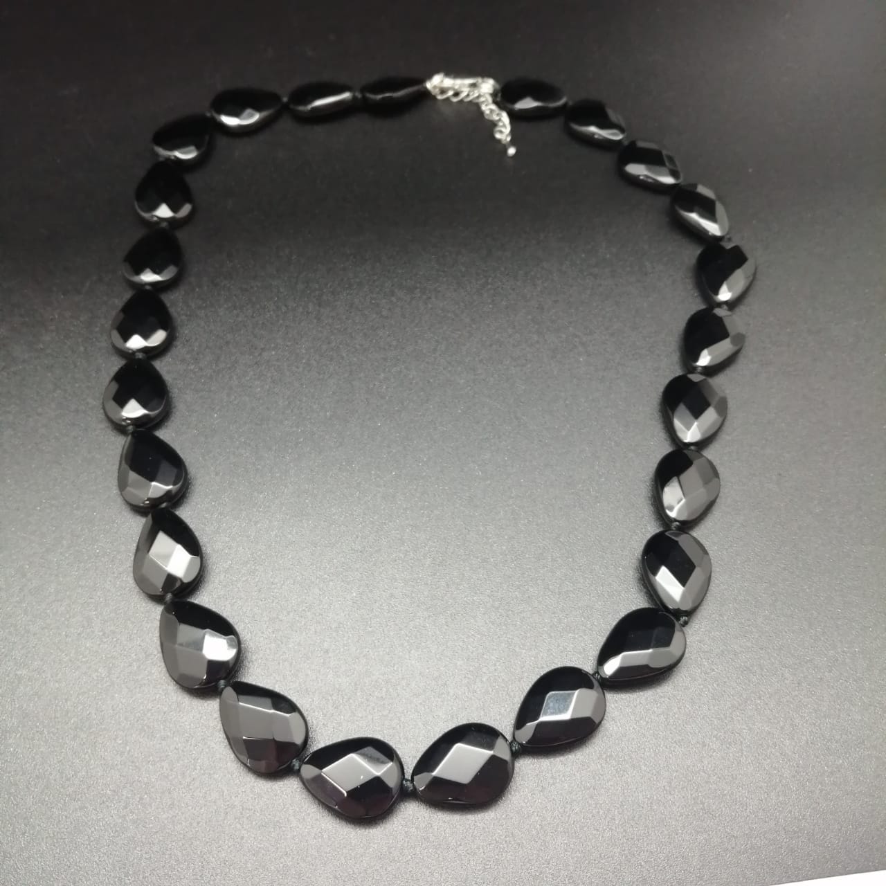 картинка Ожерелье 43 см из граненных бусин черного Агата 02 от магазина El Corazon