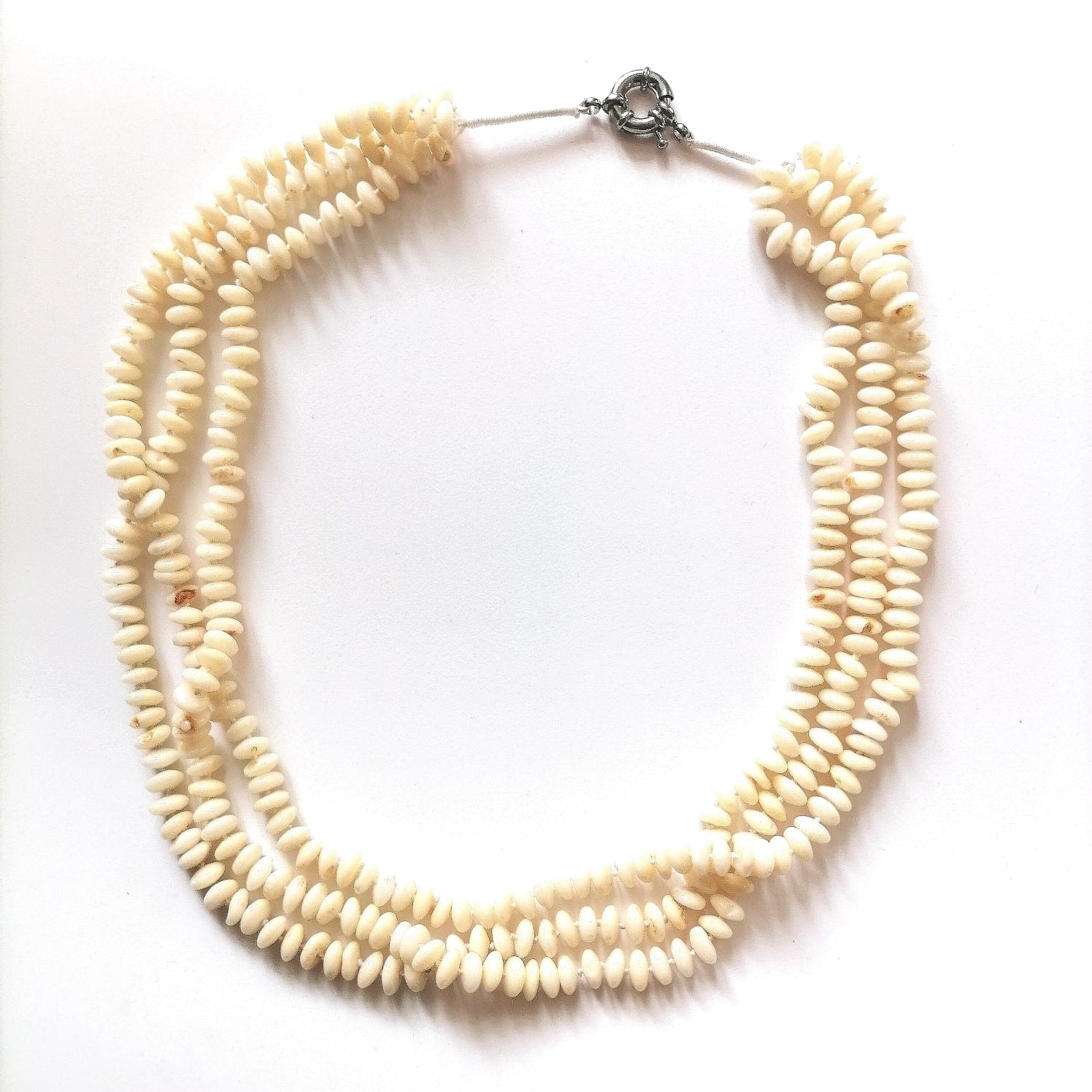 картинка WC-53-4 Ожерелье 53 см из Белого  коралла  от магазина El Corazon