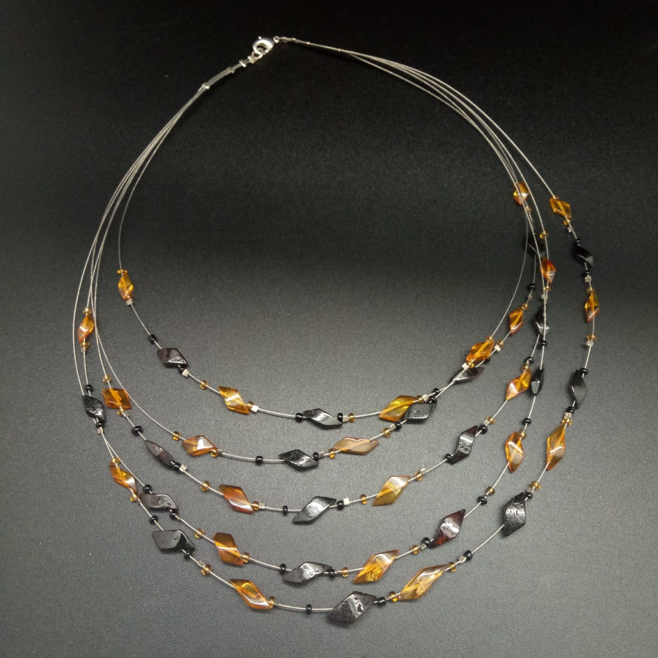 картинка Ожерелье из пяти струн с янтарем 48 см 03 nl268 от магазина El Corazon